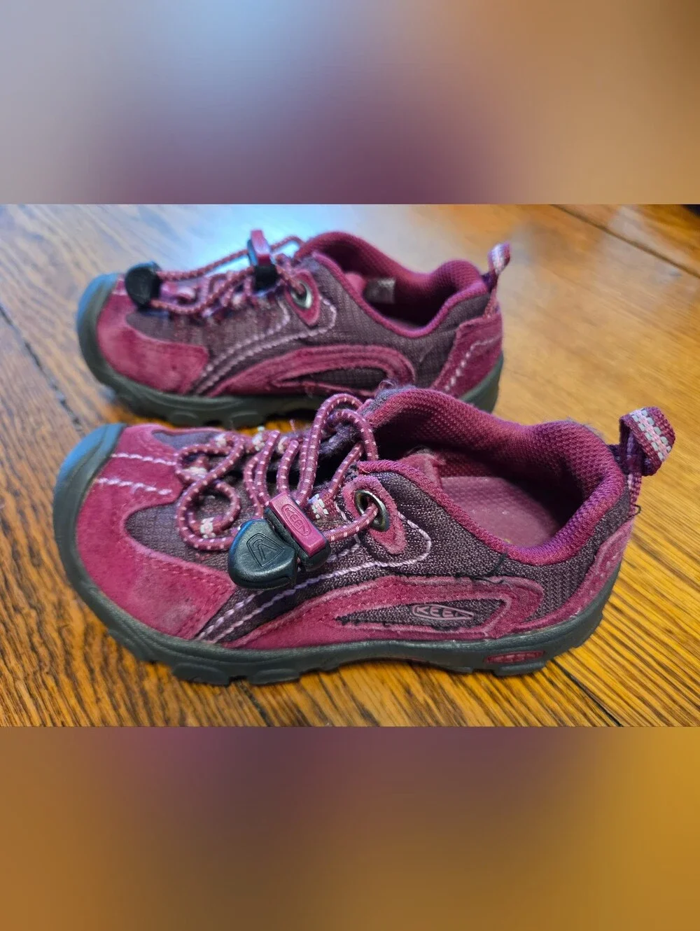Keen Toddler Burgundy Water Hiking Shoes Size 9